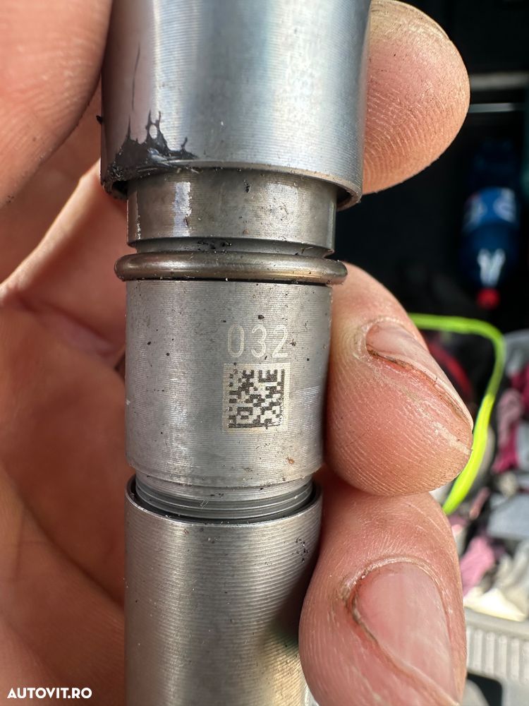 Vând injectoare cod 0445115 Renault Koleos 2.0 - 2