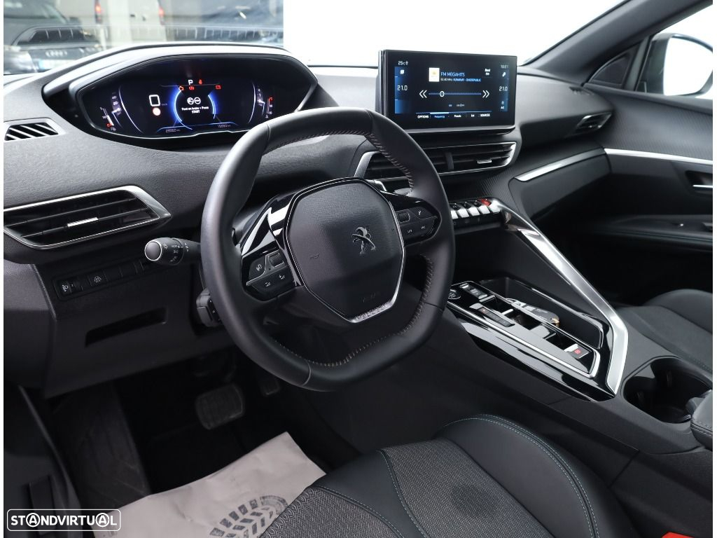 Peugeot 3008 1.2 PureTech Allure Pack EAT8 - 24