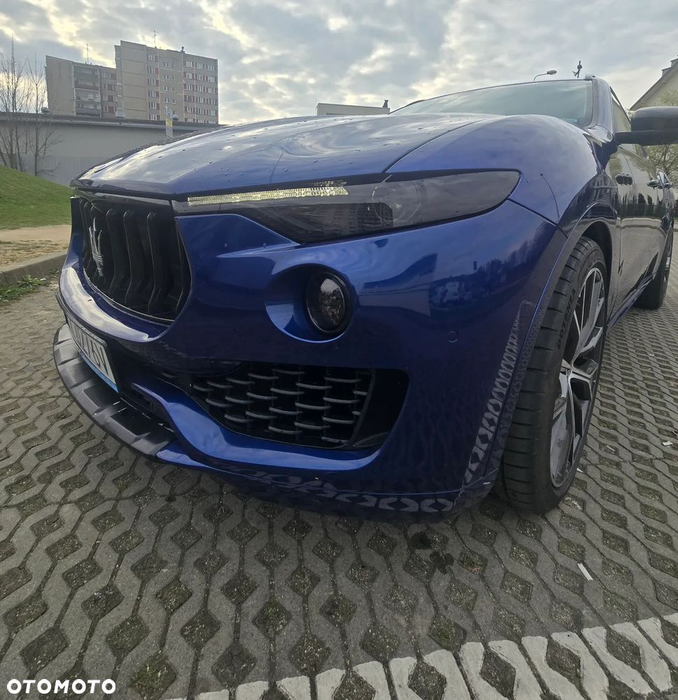 Maserati Levante S Q4 GranLusso - 12