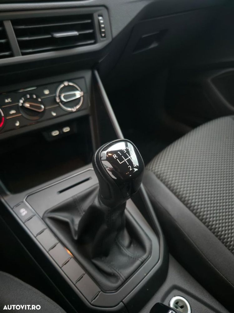 Volkswagen Polo - 10