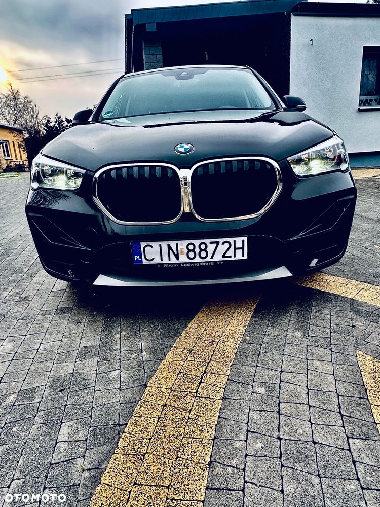 BMW X1 sDrive20d xLine - 4