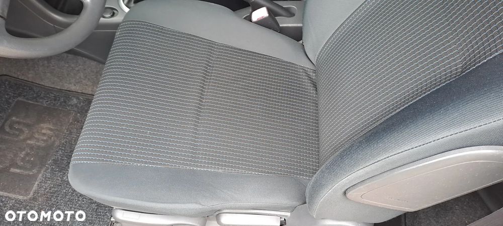 Suzuki Swift - 11