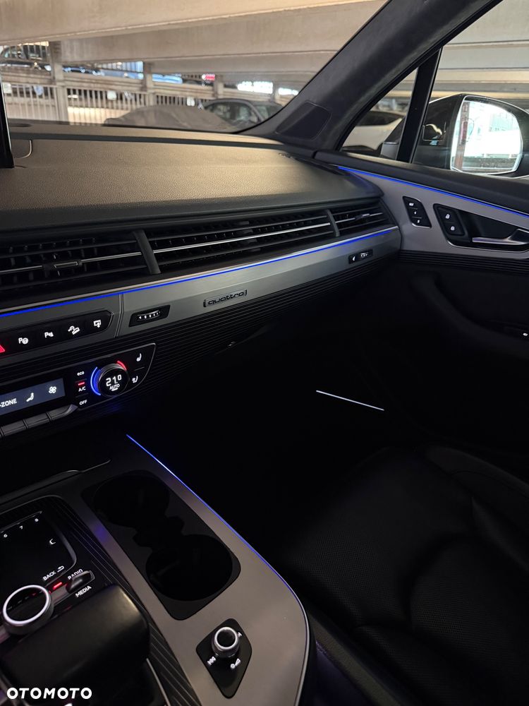 Audi Q7 - 15
