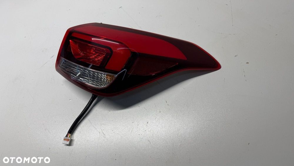 HYUNDAI I20 II COUPE 3D LAMPA PRAWA PRAWY TYŁ TYLNA 14-19 - 2