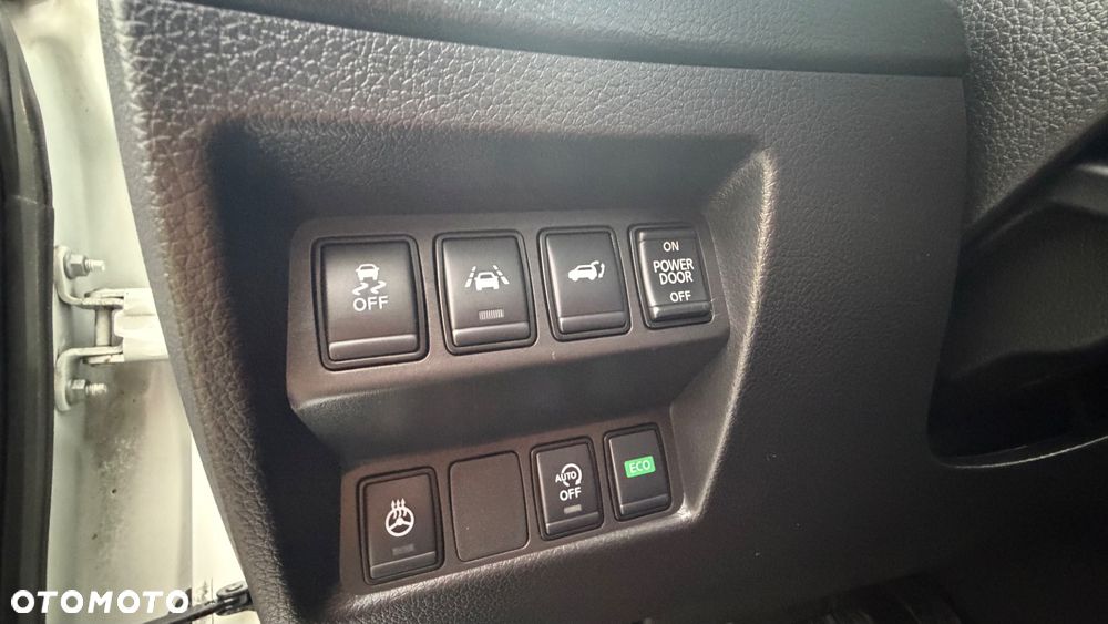 Nissan X-Trail 1.3 DIG-T N-Connecta - 28