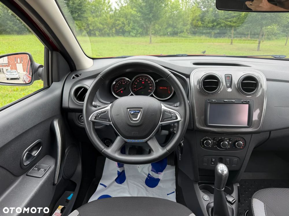 Dacia Sandero 0.9 TCe Laureate S&S - 24