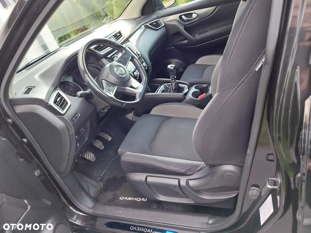 Nissan Qashqai 1.2 DIG-T N-Connecta - 16