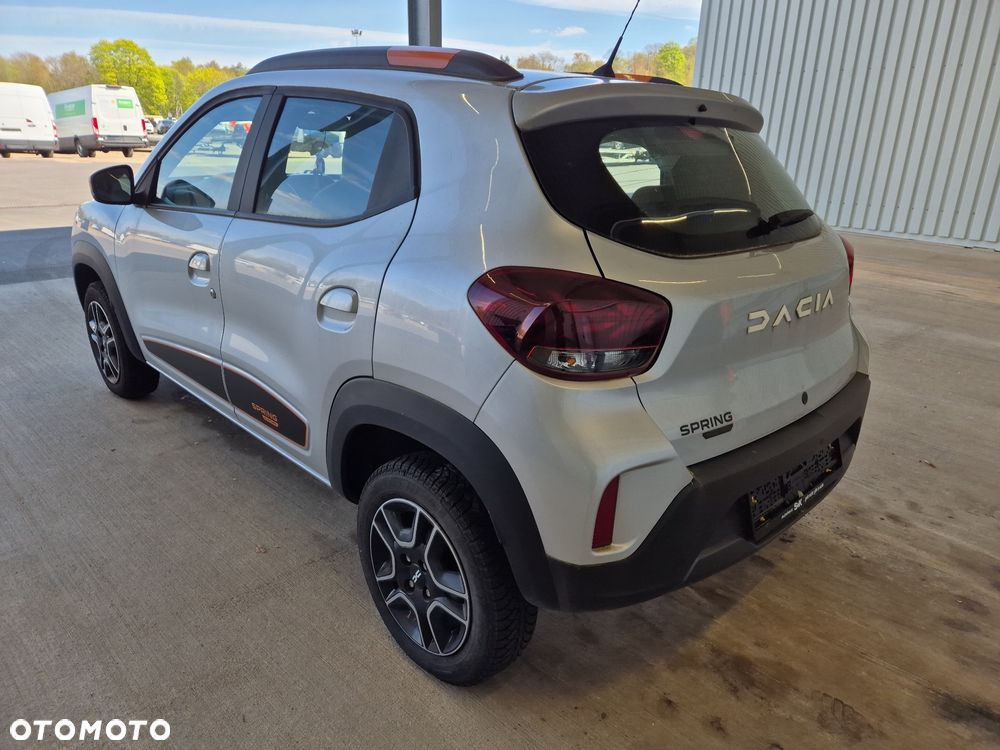 Dacia Spring - 6