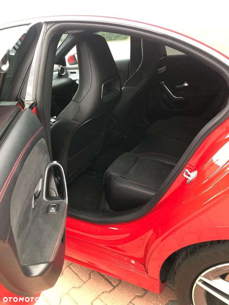 Mercedes-Benz CLA 200 AMG Line 7G-DCT - 12