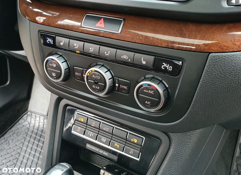 Volkswagen Sharan - 20