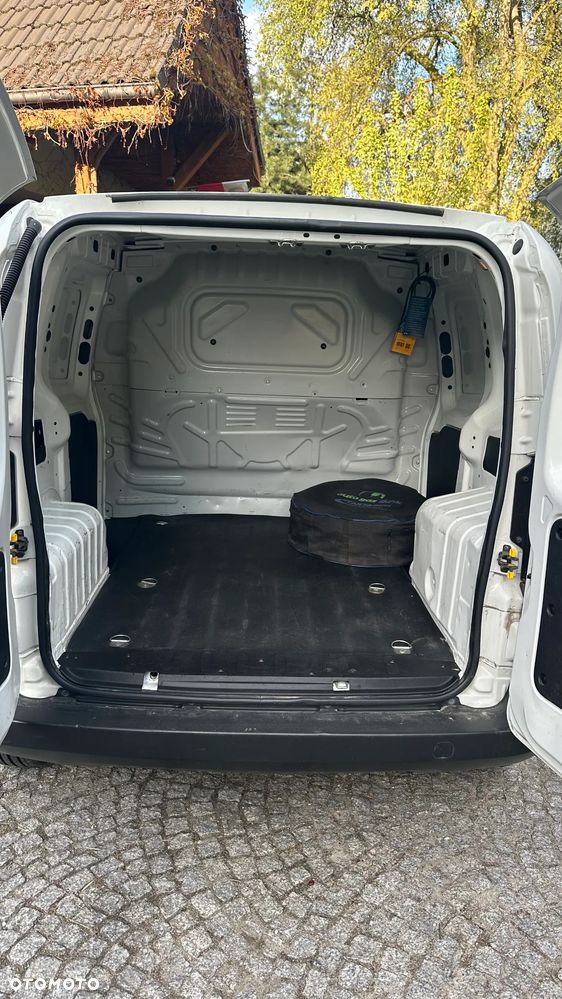 Fiat Fiorino 1.4 Easy - 6