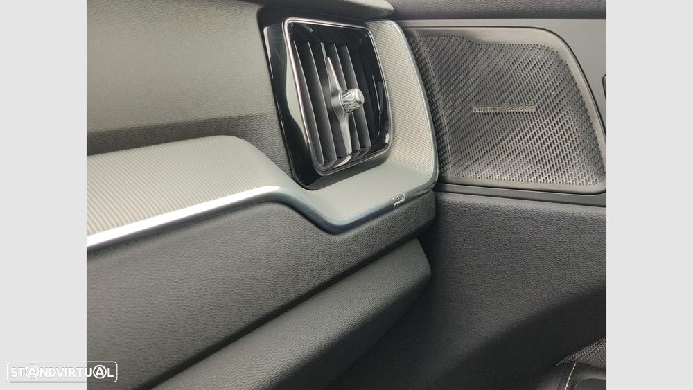 Volvo XC 60 2.0 T6 PHEV Black Edition AWD - 21