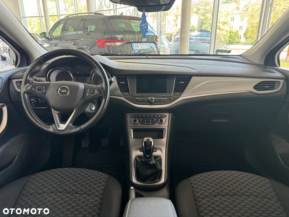 Opel Astra V 1.2 T Edition S&S - 20