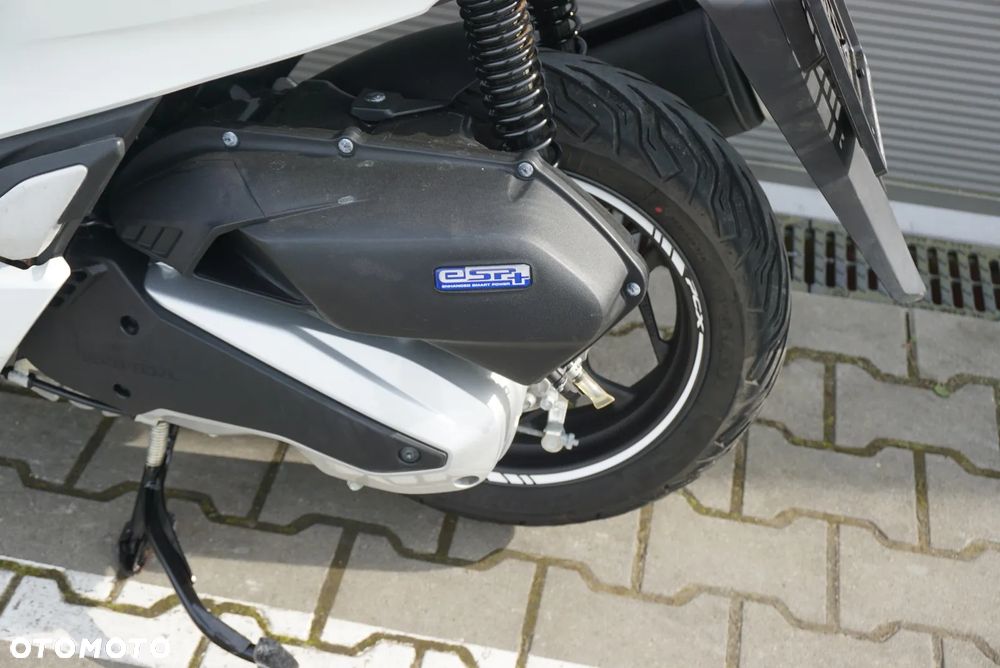Honda PCX - 4