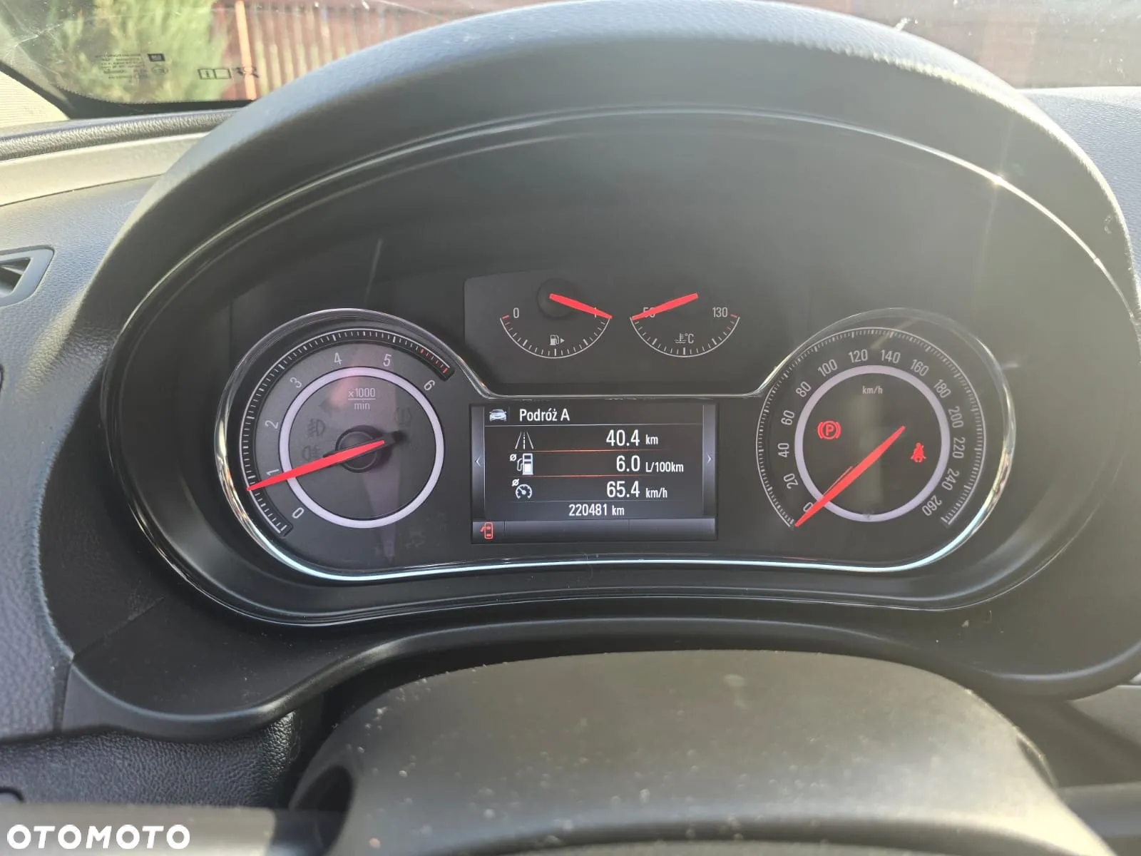 Opel Insignia 2.0 CDTI - 11