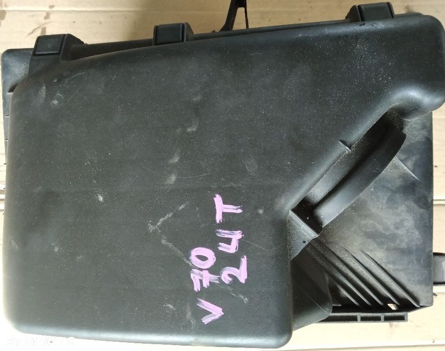 Volvo S60 V70 S80 XC70 2.0 t 2.4T 2.4 T obudowa filtra powietrza 8649673 - 2