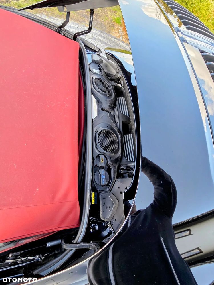 Porsche 911 Carrera 4S - 28