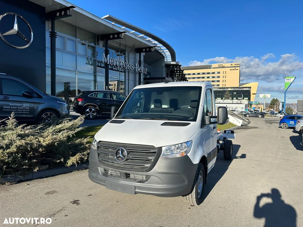 Mercedes-Benz Sprinter 317 CDI 170CP L2H2 RWD 6MT Pro - 2