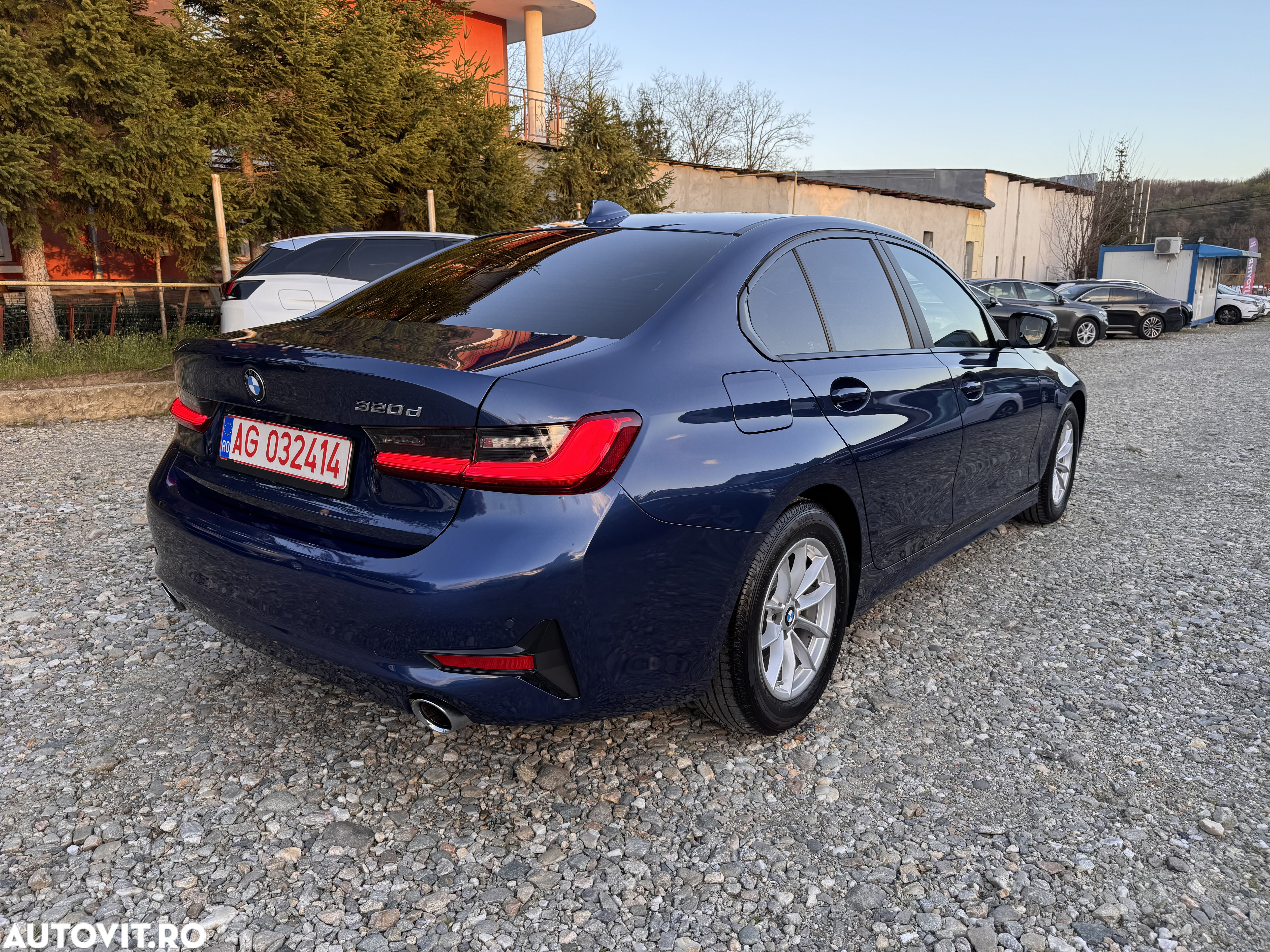 BMW Seria 3 320d AT MHEV - 33