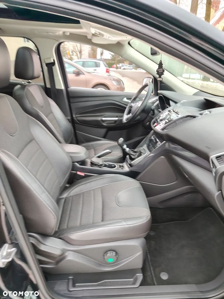 Ford Kuga 1.5 EcoBoost 2x4 Individual - 10