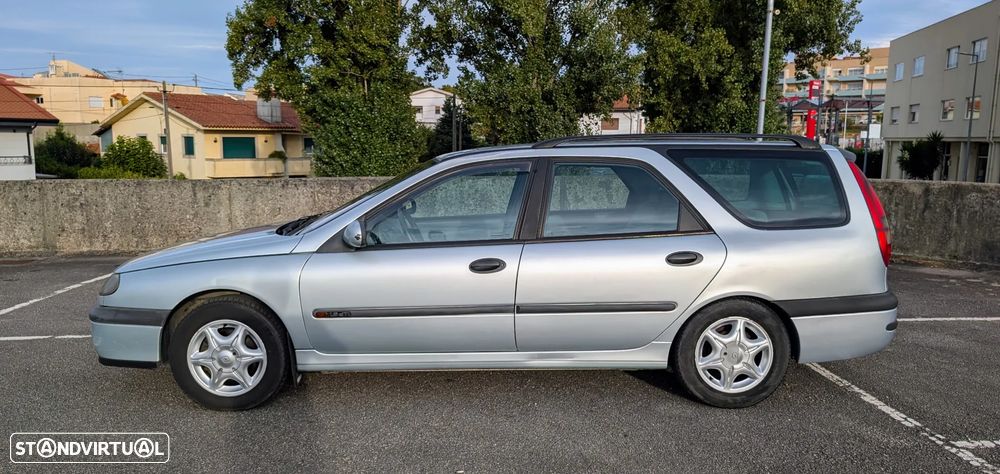 Renault Laguna Break 1.9 dTi RXE - 4