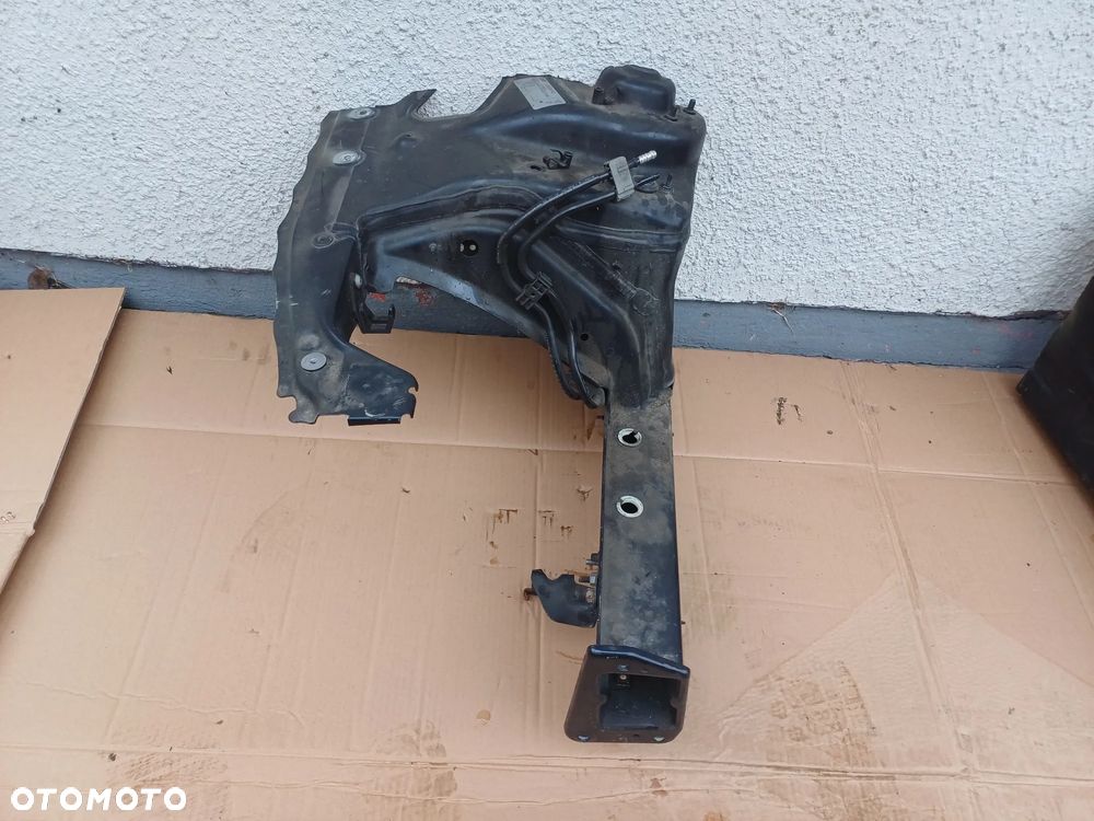 Podłużnica ćwiartka lewa przód Audi A4 B8 - 8