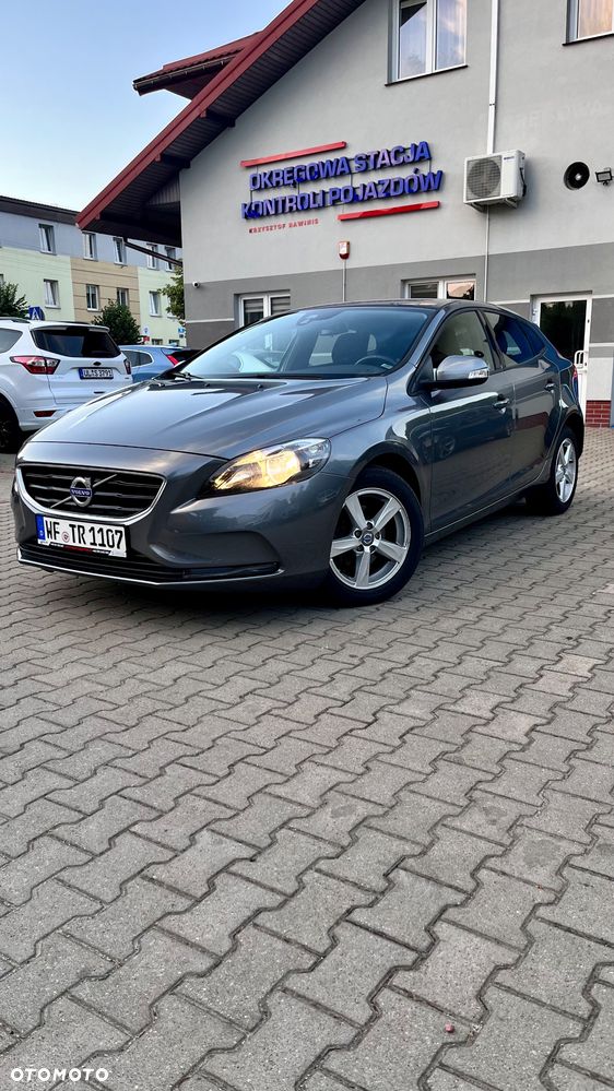 Volvo V40 - 2