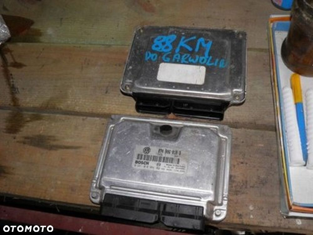 TRANSPORTER T4 2.5 TDI 88 KM KOMPUTER 074906018B - 1