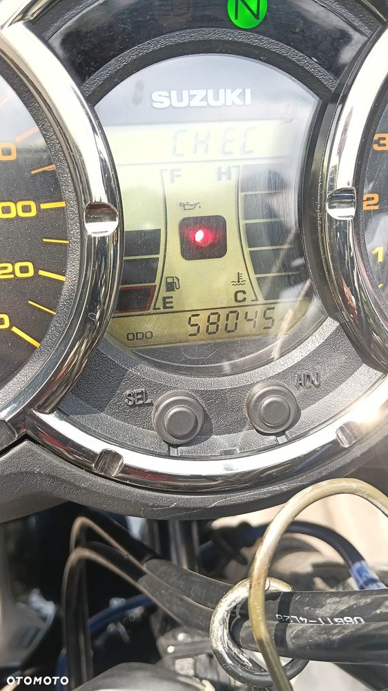 Suzuki DL - 6