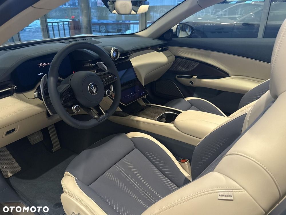 Maserati GranCabrio - 8