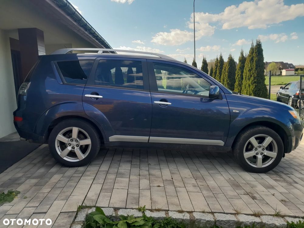 Mitsubishi Outlander 2.0 DI-D 4WD Instyle - 4