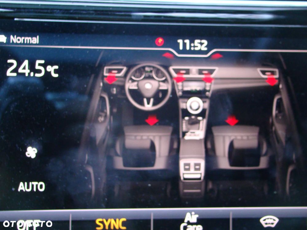 Skoda Superb 1.6 TDI DSG Ambition - 14