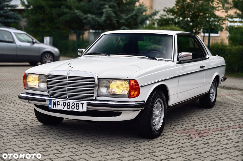 Mercedes-Benz W123 - 6