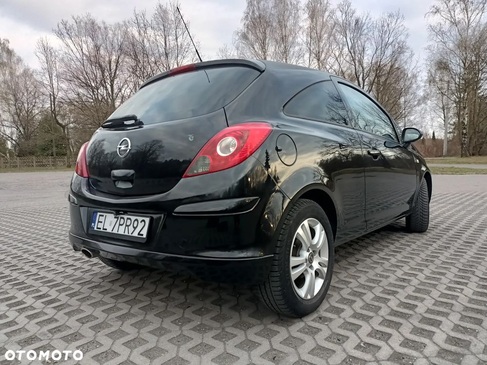 Opel Corsa 1.2 16V Edition - 25