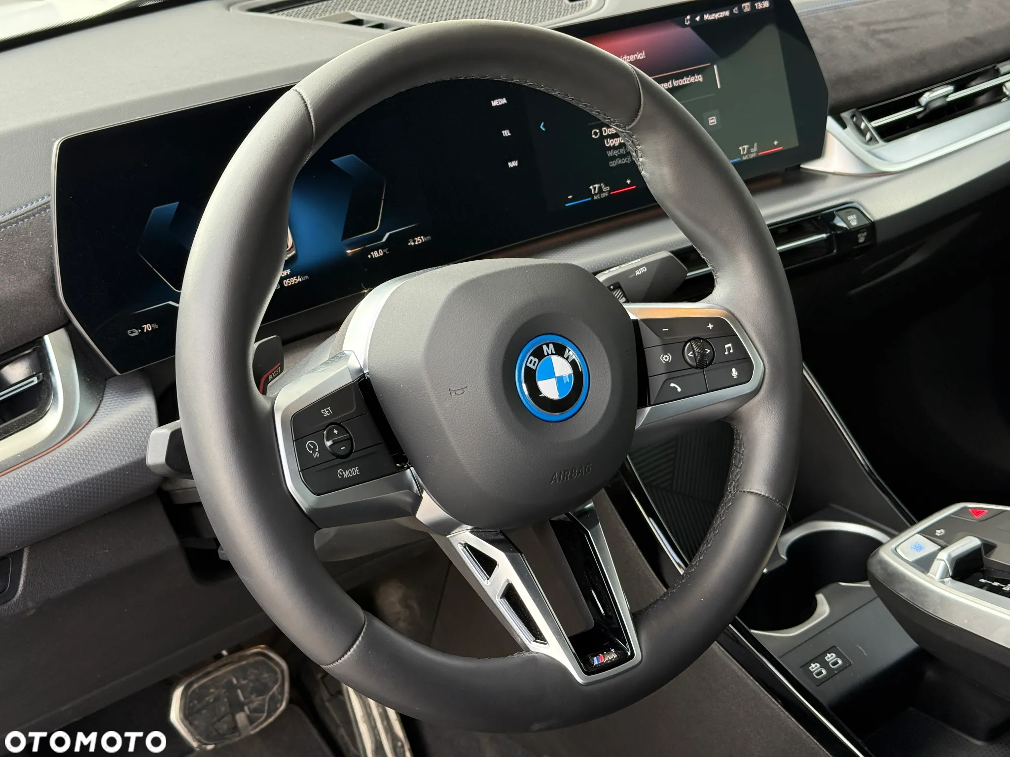 BMW iX2 eDrive20 66.5kWh - 11