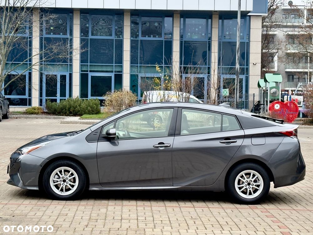 Toyota Prius 1.8 HSD Prestige - 7