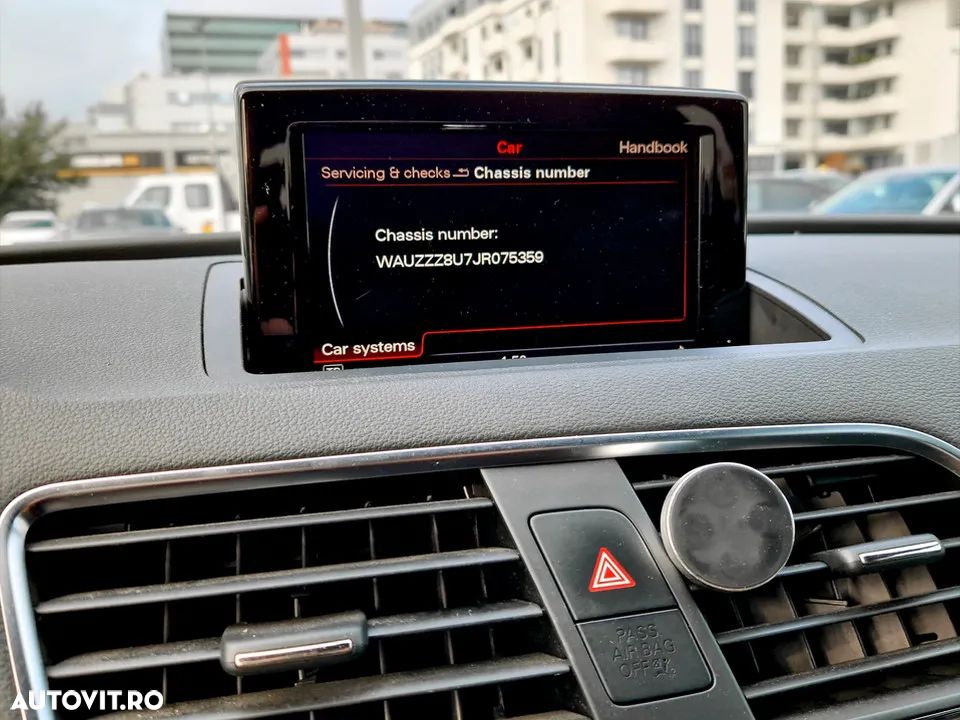 Audi Q3 2.0 TDI Quattro Stronic Sport - 24