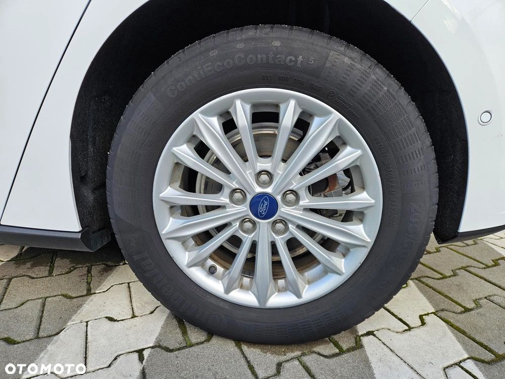 Ford Focus 1.5 EcoBlue Start-Stopp-System TITANIUM - 6
