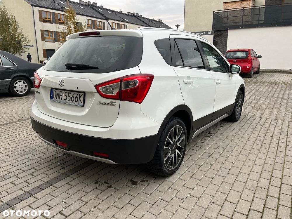 Suzuki SX4 1.6 Premium - 17