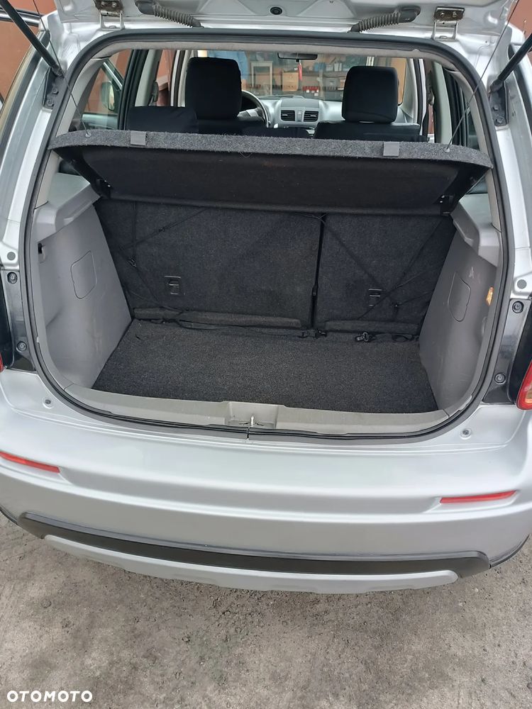 Suzuki SX4 - 8