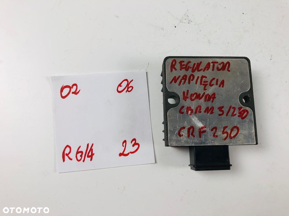 Honda CBR 125 250 JC50 CRF 250 regulator napięcia - 2