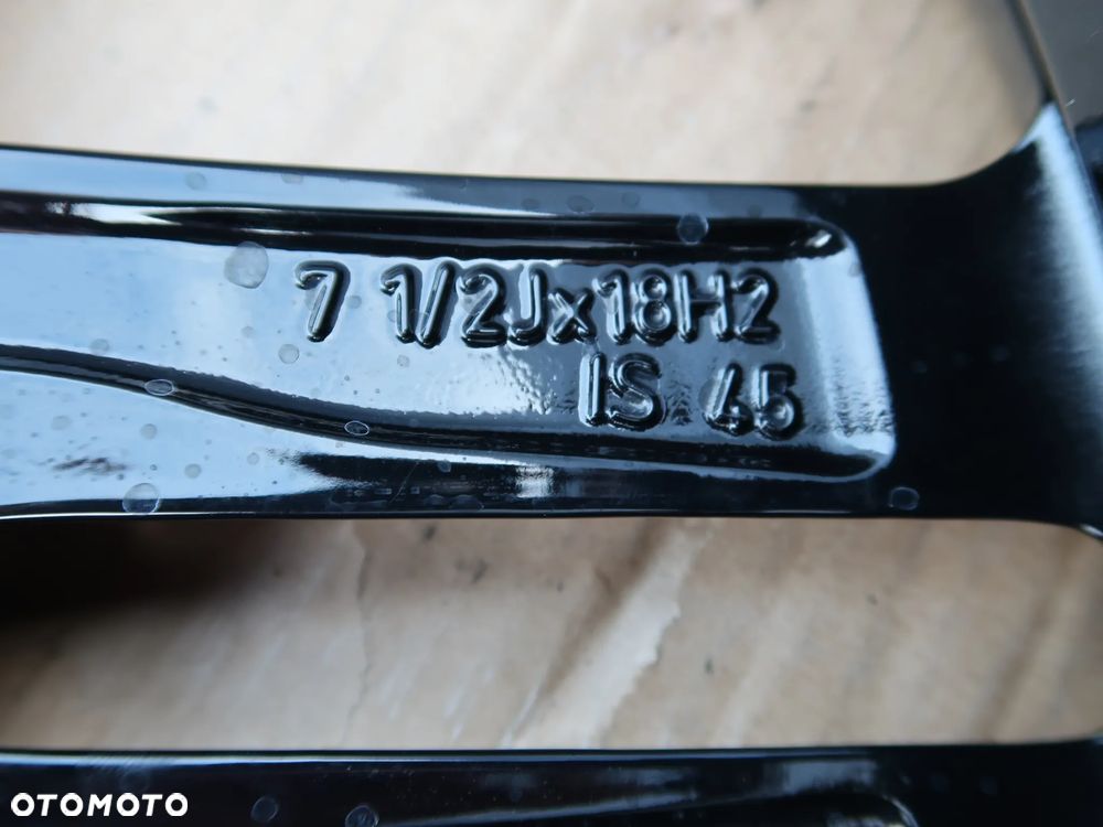 429 Felga BMW 8009701 7,5x18et45 - 7