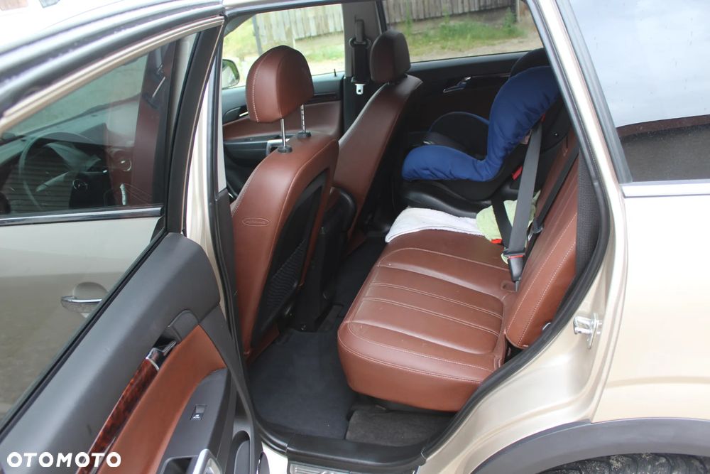 Opel Antara 2.4 4x4 Cosmo - 10