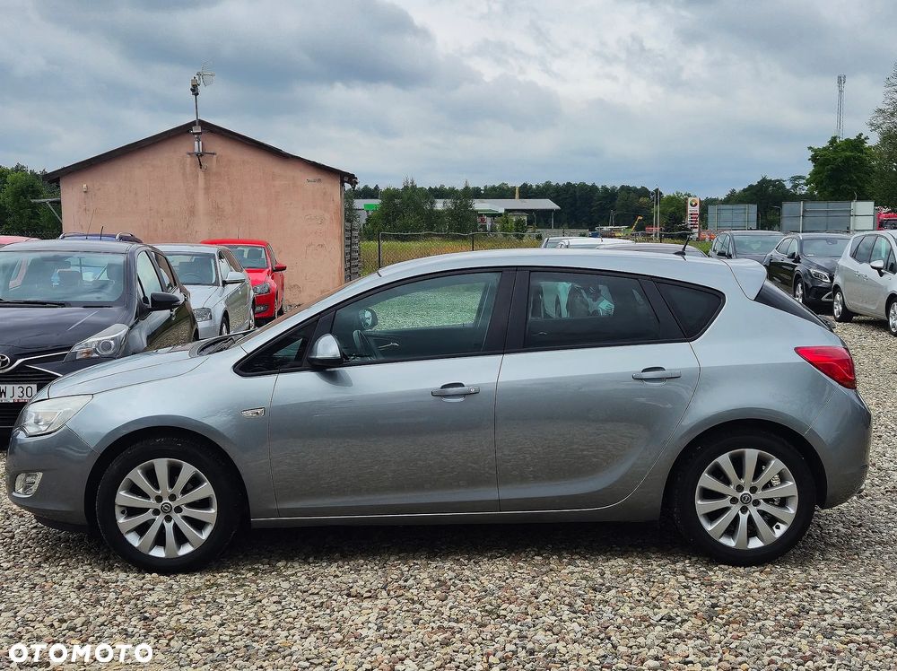 Opel Astra 1.4 Turbo Design Edition - 4