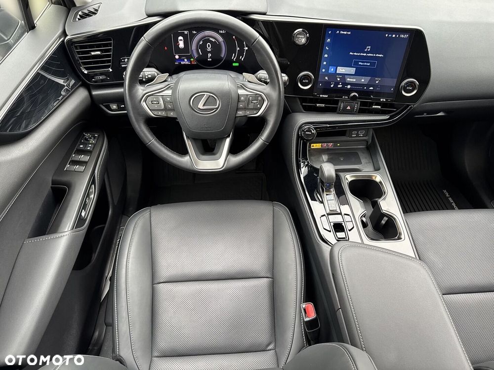 Lexus NX 350h Business AWD - 3