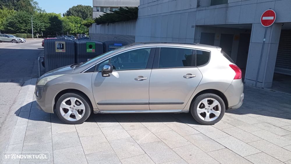 Peugeot 3008 1.6 HDi Premium - 6