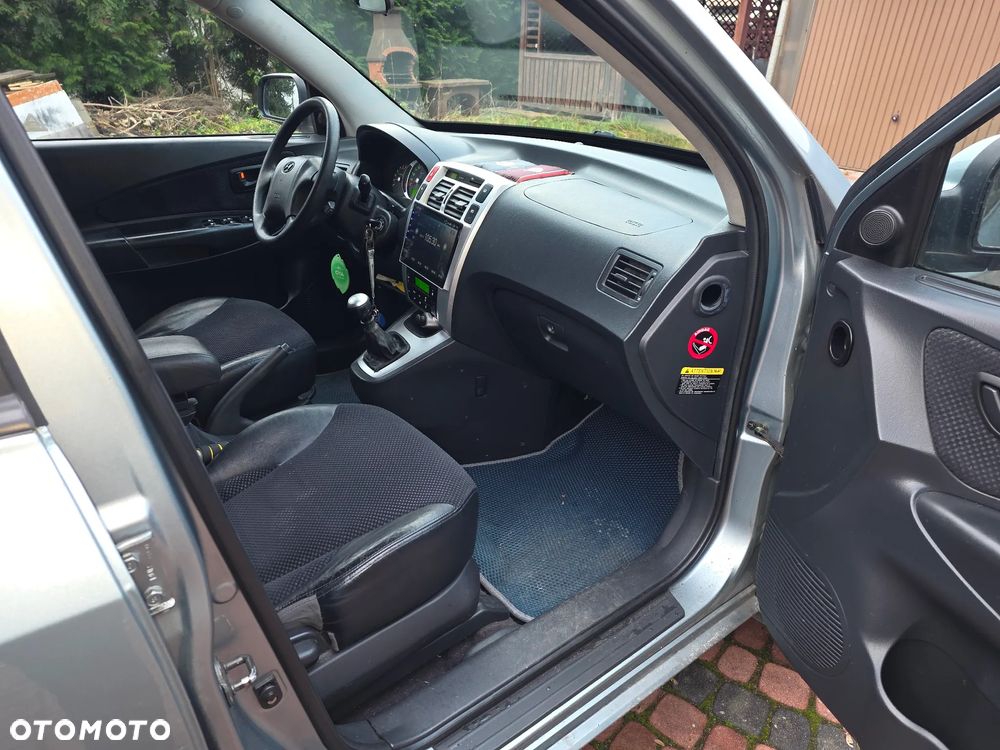 Hyundai Tucson 2.0 CRDi VGT 4WD GLS - 7