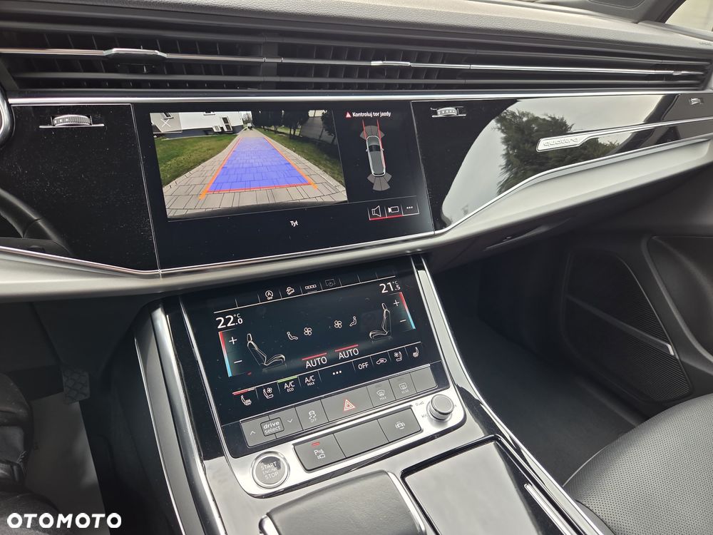 Audi Q7 - 7