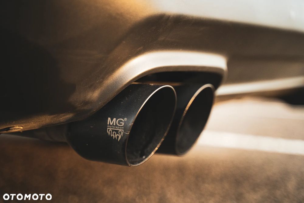 Dodge Challenger 6.2 Hellcat Widebody - 16