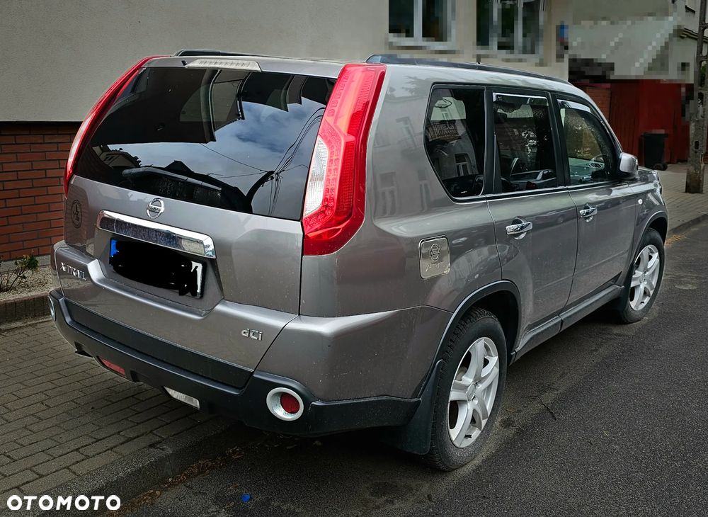 Nissan X-Trail 2.0 dCi XE - 3